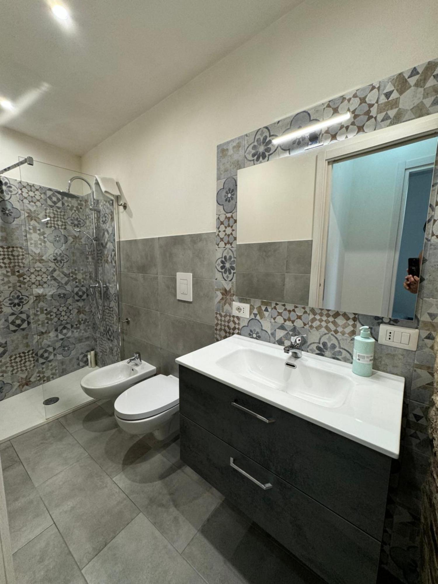 Olinad Rooms Castelbuono  Eksteriør bilde